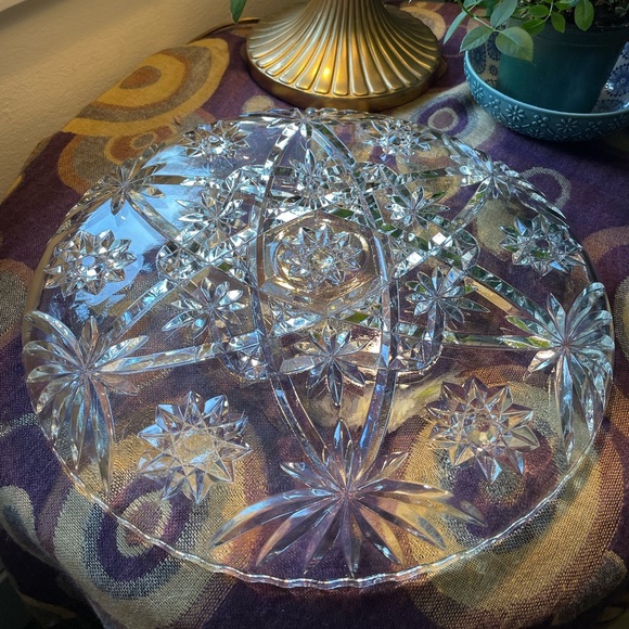 Vintage Early American Pattern Glass Platter - 13 1/2 Inch Serving Plate - Picture 3 of 6